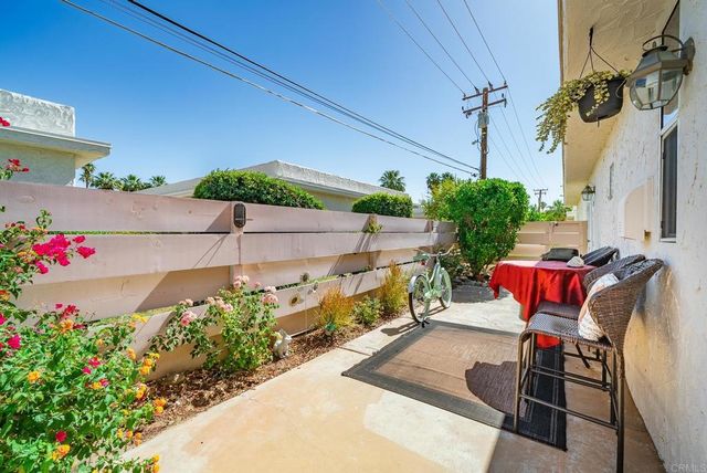 800 E Cottonwood Road, Palm Springs, CA 92262