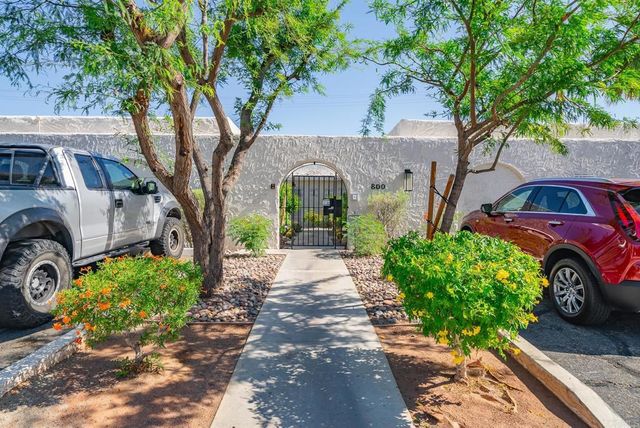 800 E Cottonwood Road, Palm Springs, CA 92262