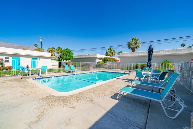 800 E Cottonwood Road, Palm Springs, CA 92262