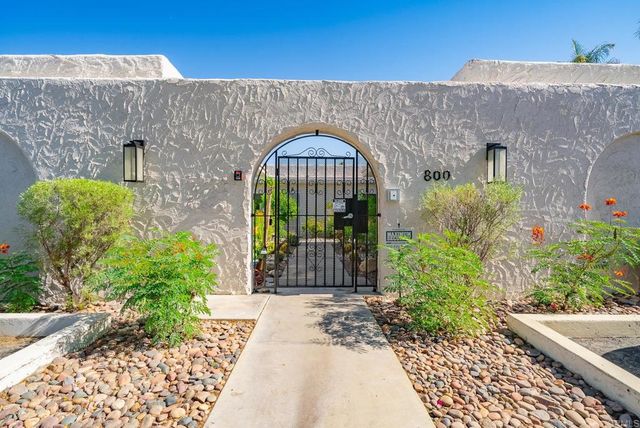 800 E Cottonwood Road, Palm Springs, CA 92262