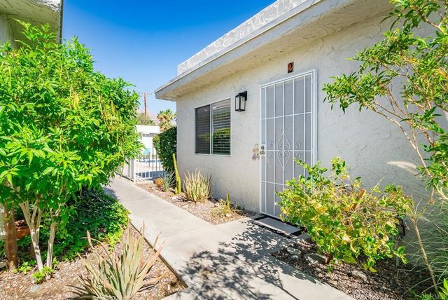 800 E Cottonwood Road, Palm Springs, CA 92262