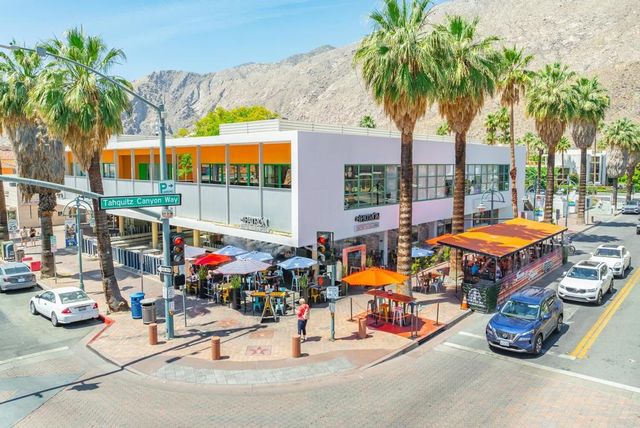 800 E Cottonwood Road, Palm Springs, CA 92262