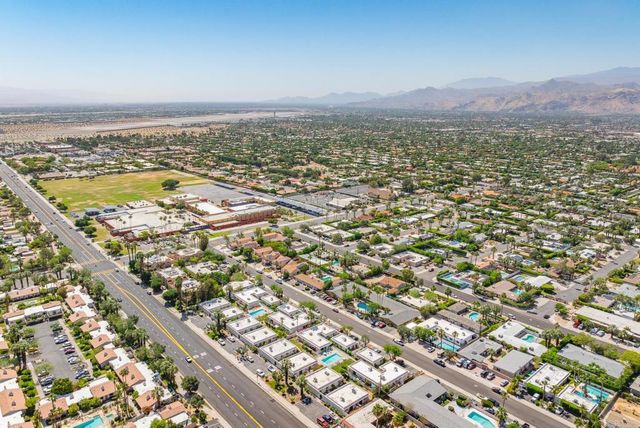 800 E Cottonwood Road, Palm Springs, CA 92262