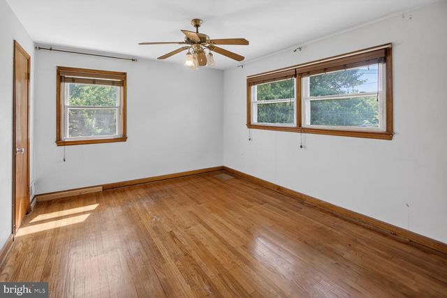 914 LINWOOD ST, Hyattsville, MD 20783