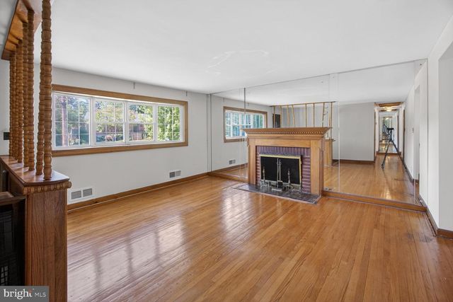 914 LINWOOD ST, Hyattsville, MD 20783