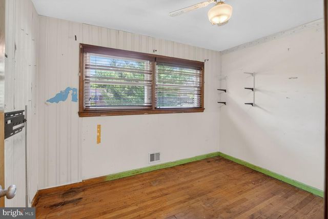 914 LINWOOD ST, Hyattsville, MD 20783
