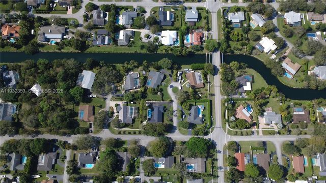 7700 SW 168th Terrace, Palmetto Bay, FL 33157