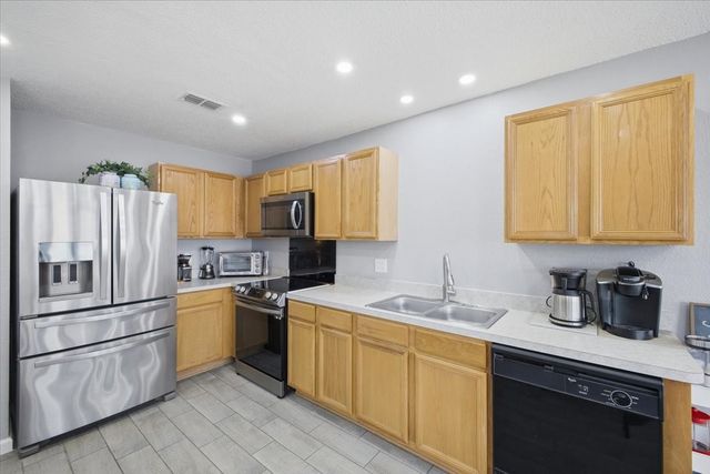 2208 Bantry Lane, Arlington, TX 76002