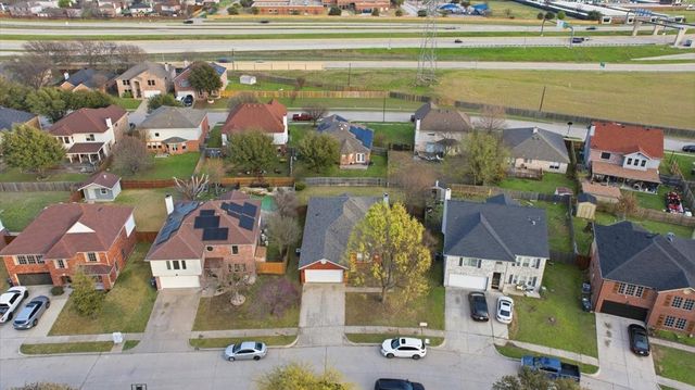 2208 Bantry Lane, Arlington, TX 76002