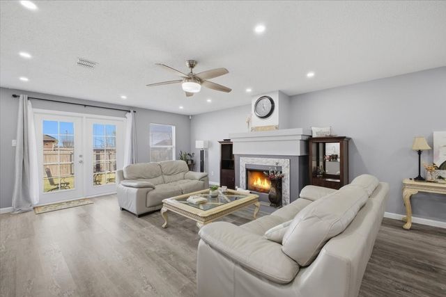 2208 Bantry Lane, Arlington, TX 76002