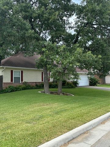 3402 San Clemente Drive, Arlington, TX 76017