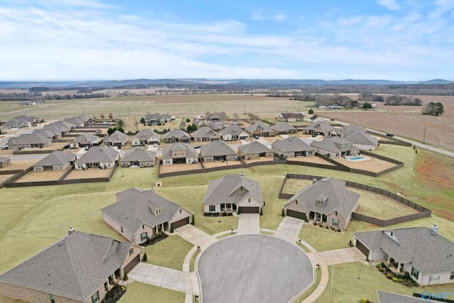 101 Midpark Drive, Meridianville, AL 35759