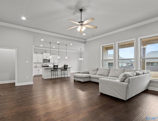 101 Midpark Drive, Meridianville, AL 35759