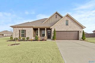 101 Midpark Drive, Meridianville, AL 35759