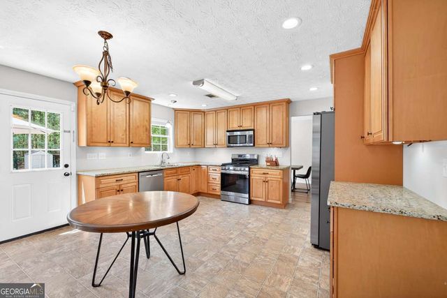 1209 Mystic Drive, Loganville, GA 30052