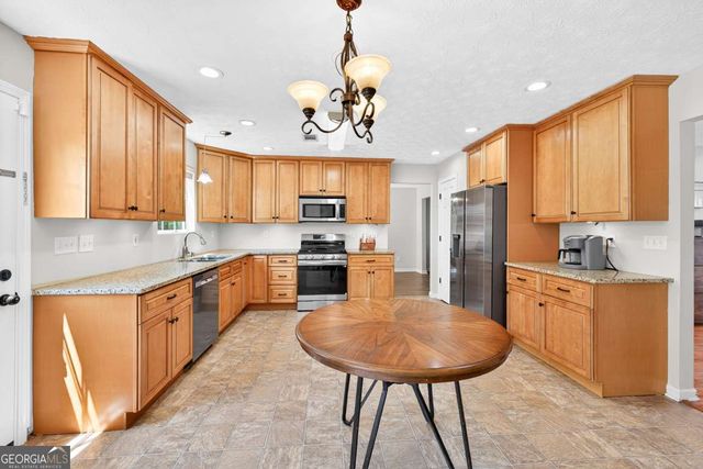 1209 Mystic Drive, Loganville, GA 30052