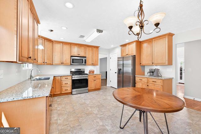 1209 Mystic Drive, Loganville, GA 30052