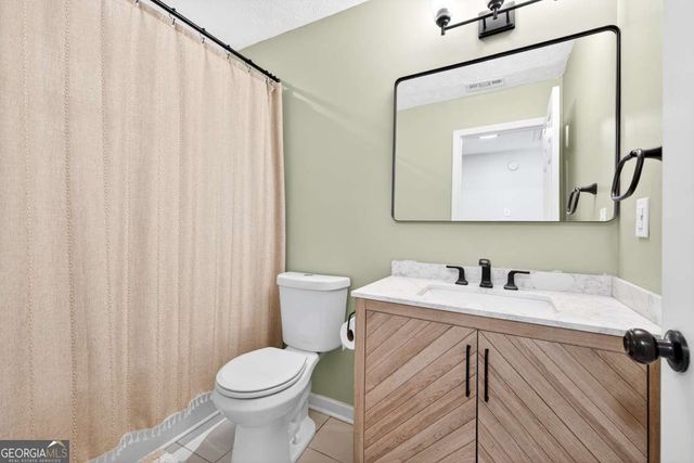 1209 Mystic Drive, Loganville, GA 30052