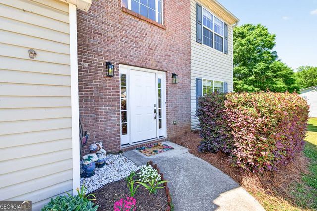 1209 Mystic Drive, Loganville, GA 30052