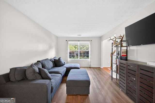 1209 Mystic Drive, Loganville, GA 30052