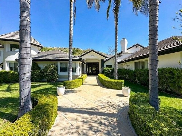 10372 Crawford Canyon Road, Santa Ana, CA 92705