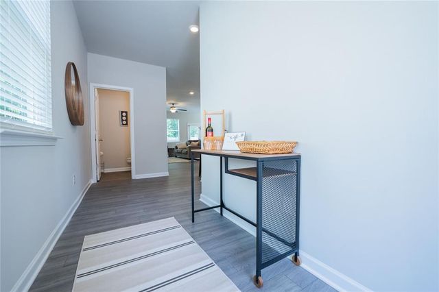 454 Burgundy Terrace SE, Atlanta, GA 30354