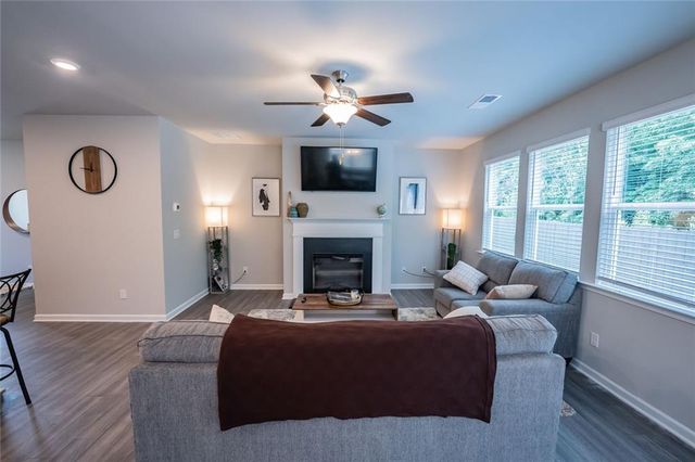 454 Burgundy Terrace SE, Atlanta, GA 30354