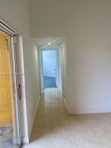 9701 Fontainebleau Blvd C206, Miami, FL 33172