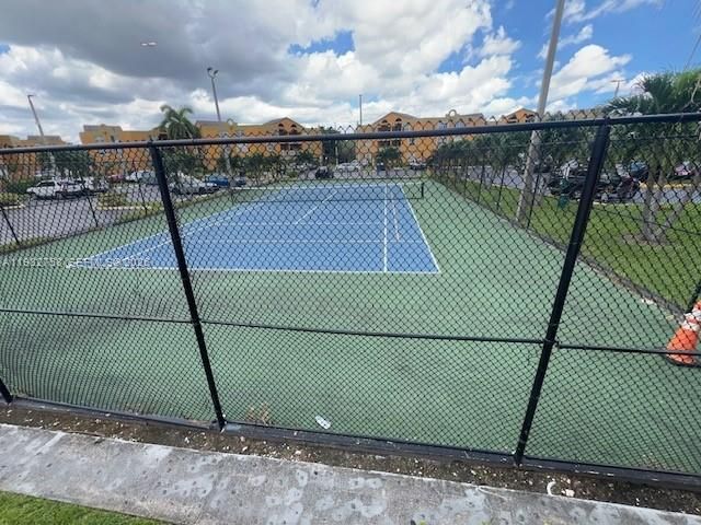 9701 Fontainebleau Blvd C206, Miami, FL 33172