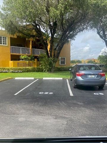 9701 Fontainebleau Blvd C206, Miami, FL 33172