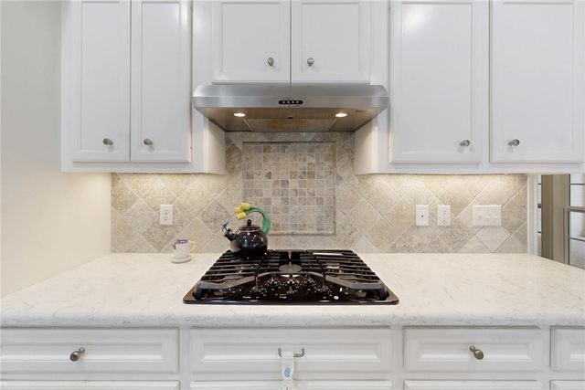 708 Putter Court, College Station, TX 77845