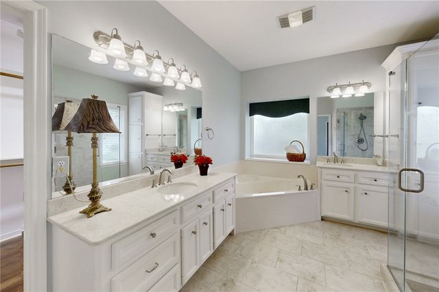 708 Putter Court, College Station, TX 77845