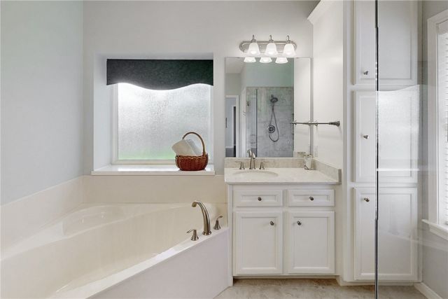 708 Putter Court, College Station, TX 77845