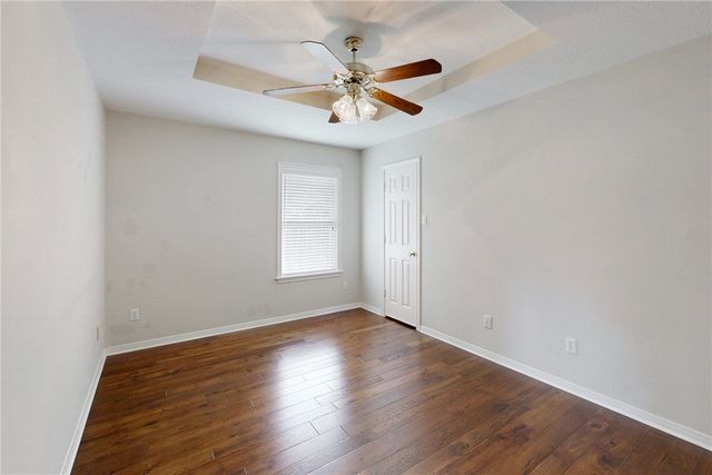 708 Putter Court, College Station, TX 77845