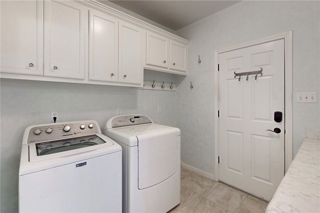 708 Putter Court, College Station, TX 77845