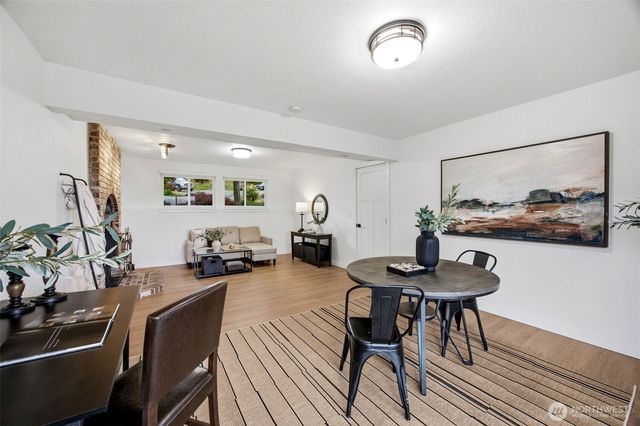 21436 4th Place S, Des Moines, WA 98198
