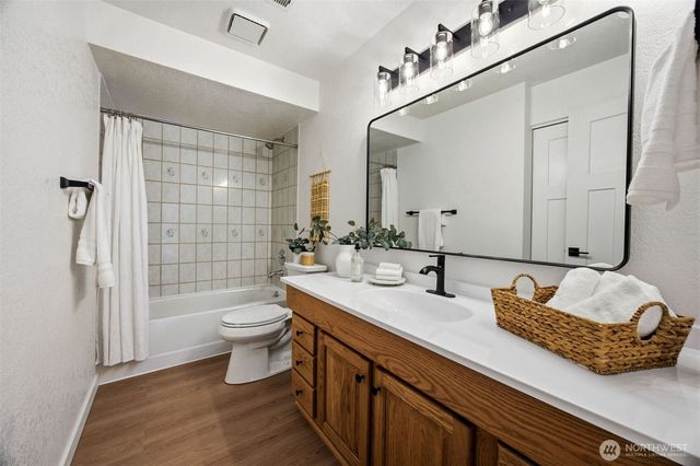 21436 4th Place S, Des Moines, WA 98198