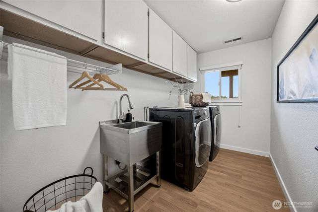 21436 4th Place S, Des Moines, WA 98198