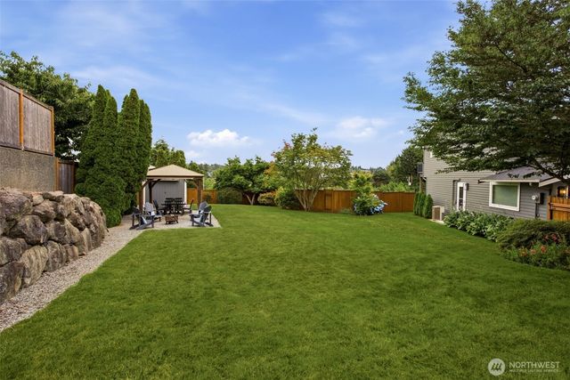 21436 4th Place S, Des Moines, WA 98198