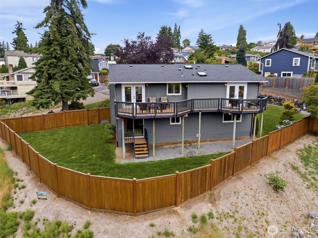 21436 4th Place S, Des Moines, WA 98198