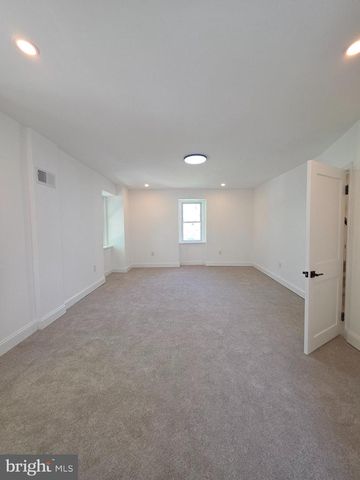 6130 W COLUMBIA AVE, Philadelphia, PA 19151