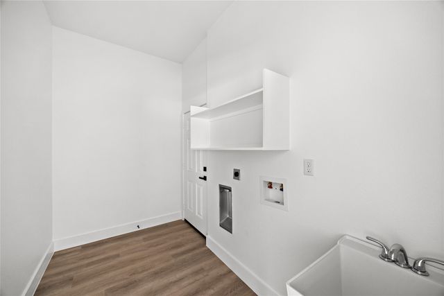 302 E Glenwood, Mabank, TX 75147