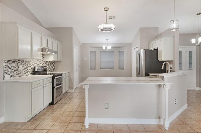 640 WOODVIEW DRIVE, Tavares, FL 32778