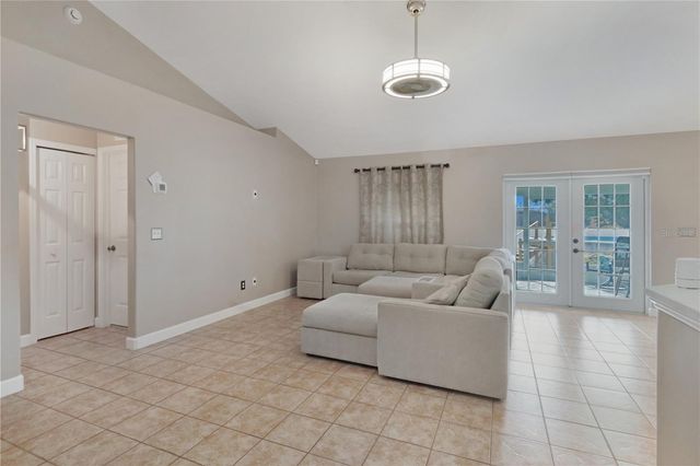 640 WOODVIEW DRIVE, Tavares, FL 32778