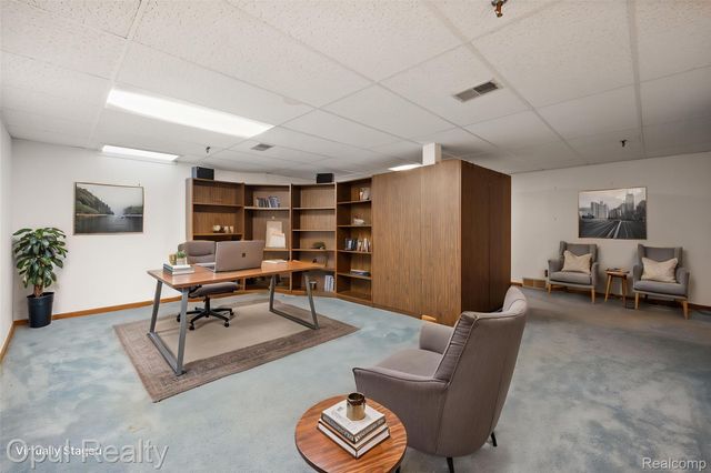 37440 N Laurel Park Drive, Livonia, MI 48152