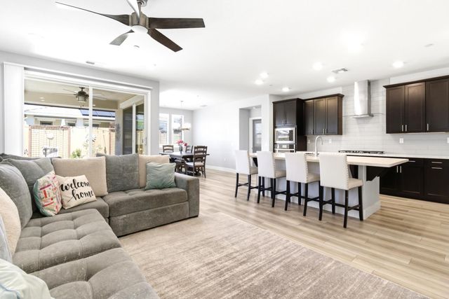 7255 Sagunto Pl, El Dorado Hills, CA 95762