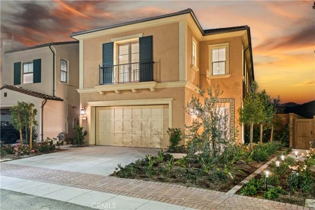 136 Tomahawk, Irvine, CA 92618