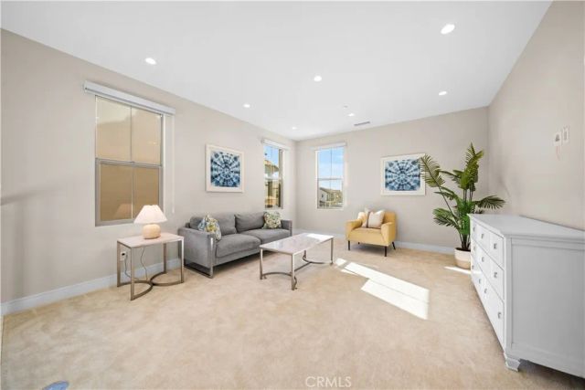136 Tomahawk, Irvine, CA 92618