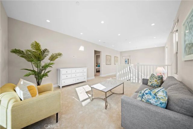 136 Tomahawk, Irvine, CA 92618
