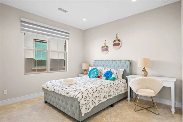 136 Tomahawk, Irvine, CA 92618